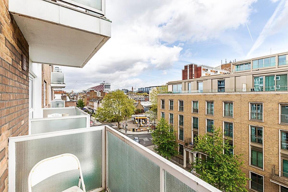 Sunny Belgravia Apartment With A Balcony London Exterior photo